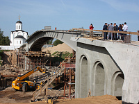 Глава города Твери проконтролировал ход работ на строящихся городских объектах