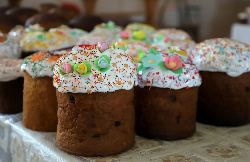 В Твери с 6 апреля начинается продажа пасхальных куличей