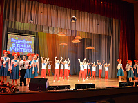 В Твери учителей поздравили с профессиональным праздником