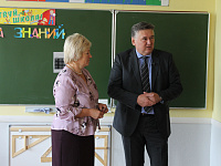 Глава Твери Алексей Огоньков провел инспекционную поездку по школам города