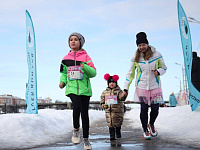 8 Марта в Твери прошел праздничный забег «Девочки бегут!»