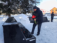 Возложение цветов к воинским захоронениям 23.02.26