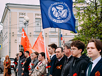 В Твери проходят церемонии возложения цветов к братским могилам  и воинским захоронениям