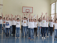 В Твери продолжается школьный конкурс флешмобов