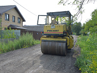В Твери продолжается укрепление улиц с грунтовым покрытием