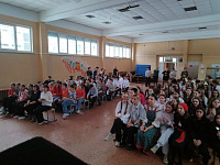 В детских садах и школах Твери празднуют 8 Марта