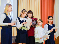 Актриса театра и кино Татьяна Шитова встретилась с тверскими школьниками