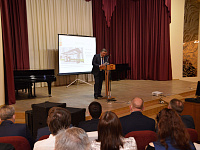 Глава Твери Алексей Огоньков отчитался перед общественностью о работе за год 