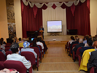 Глава Твери Алексей Огоньков отчитался перед общественностью о работе за год 