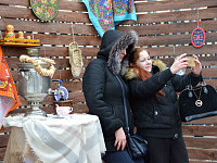 В Твери отмечают Масленицу