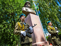 В Твери отметили 92-ю годовщину со дня основания Воздушно-десантных войск страны