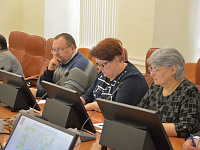 В администрации Твери на заседании Совета ТОС обсудили вопросы  ремонта дорог и благоустройства общественных территорий