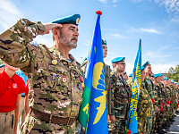 В Твери отметили 92-ю годовщину со дня основания Воздушно-десантных войск страны