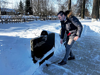 В Пролетарском районе города Твери прошли возложения цветов, посвященные Дню защитника Отечества