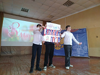 В детских садах и школах Твери празднуют 8 Марта