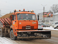 В Твери расчистка улиц продолжается в выходные